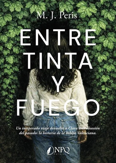 Portada de Entre tinta y fuego, de M. J. Peris